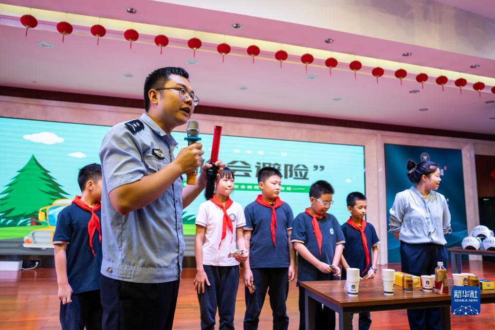 广东推倒胡麻将外挂